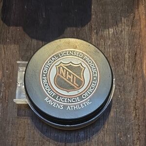 New Jersey Devils Hockey Puck